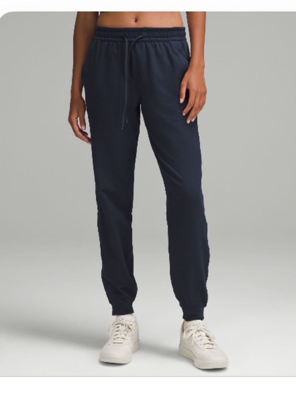 Lululemon Navy Jogger Pants, size 4, worn 3 times
